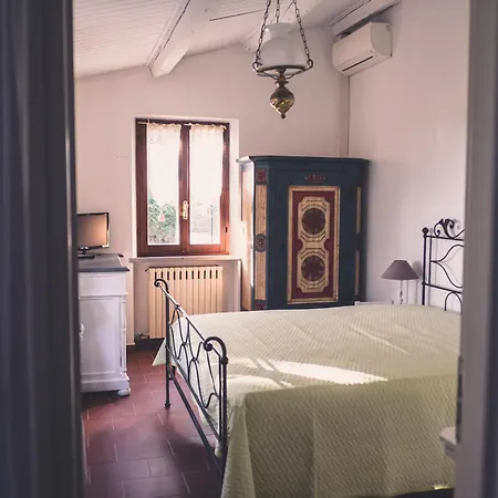 Idyllique Maison De Maitre Dans Les Collines De Pesaro Entre Urbino Et La - Rina *